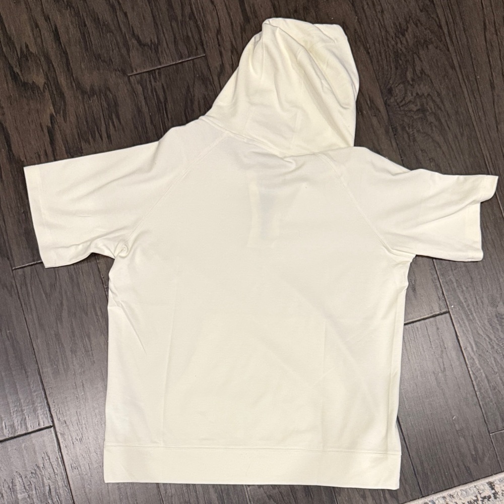 Black Clover Men's White Short Sleeve Hoodie - Picture 4 of 5